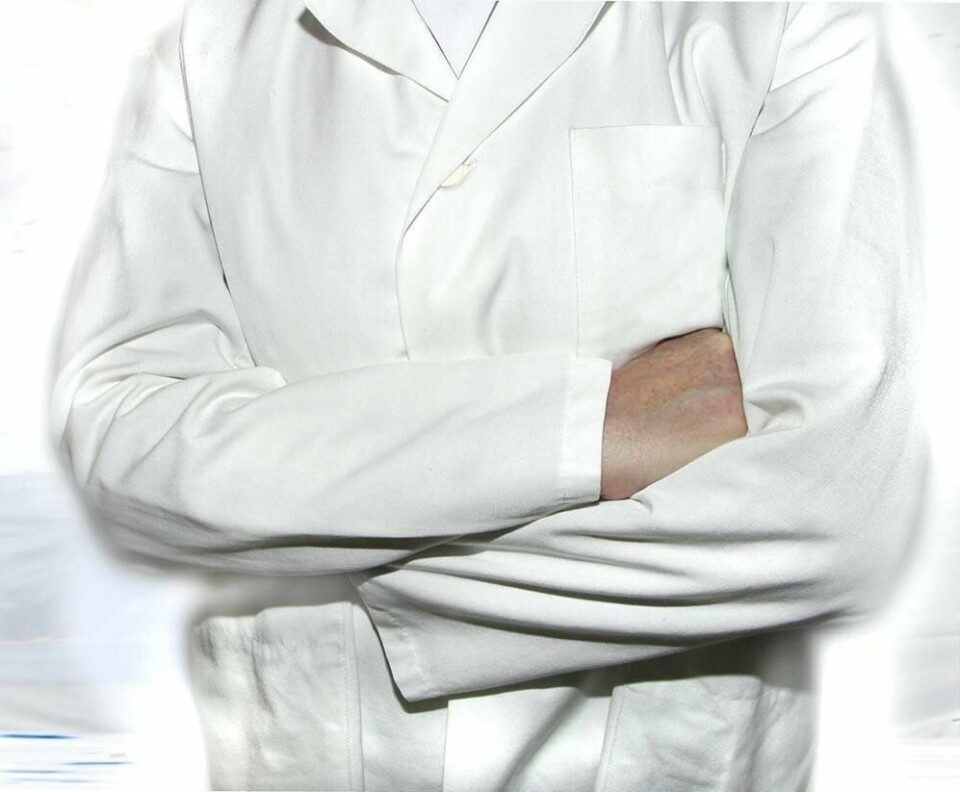 KØ: De nye reglene for fravær i skolen skaper kø hos legen. Mange elever er redde for å ikke få karakter i faget.