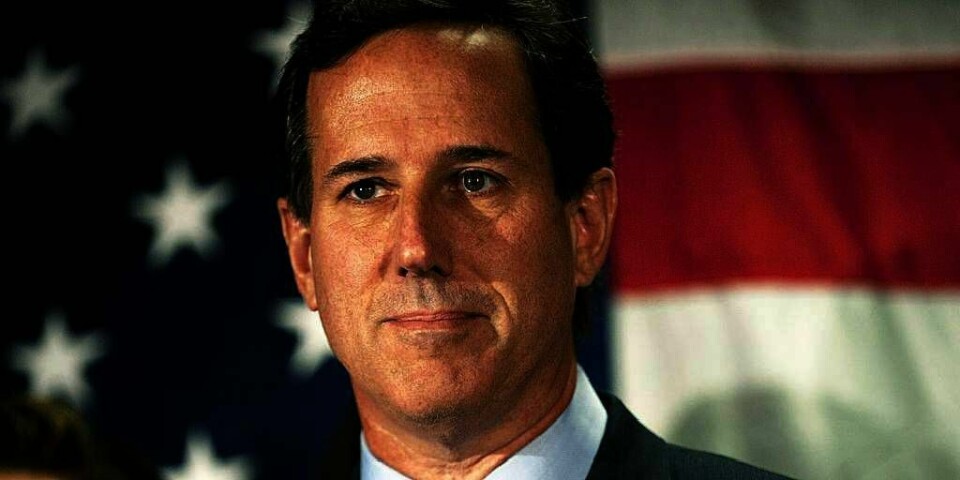 SLUTTER: Rick Santorum slutter kampen. Dermed er alt klart for at Mitt Romney blir president-kandidat for partiet Republikanerne i USA.