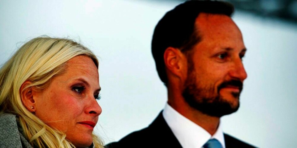 KONGE-VALG: Kronprins Haakon bør be folket om å velge ham til konge. Det mener to tenketankere.