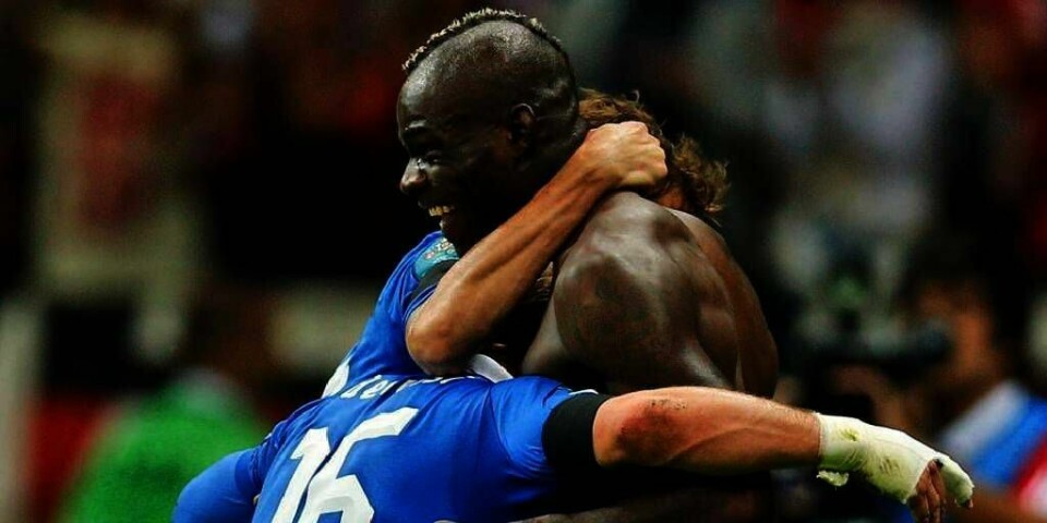FINALE:  Mario Balotelli spilte en god kamp mot Tyskland. Han skåret begge målene for Italia. Her feirer han etter mål nummer to.