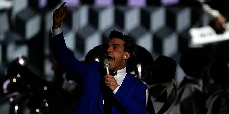 KOMMER: Artisten Robbie Williams kommer til Norge i august. Da skal han rocke Viking Stadion i Stavanger.