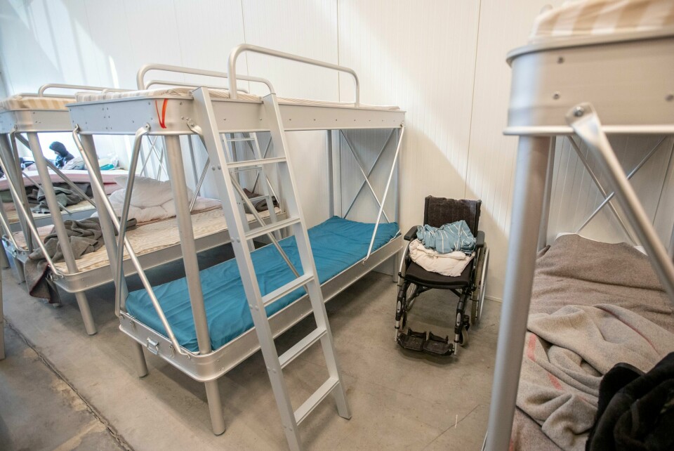 FOLK PÅ FLUKT: Mange ukrainske flyktninger kommer til Nasjonalt mottakssenter i Råde. Bildet viser senger på Nasjonalt mottakssenter i Råde.