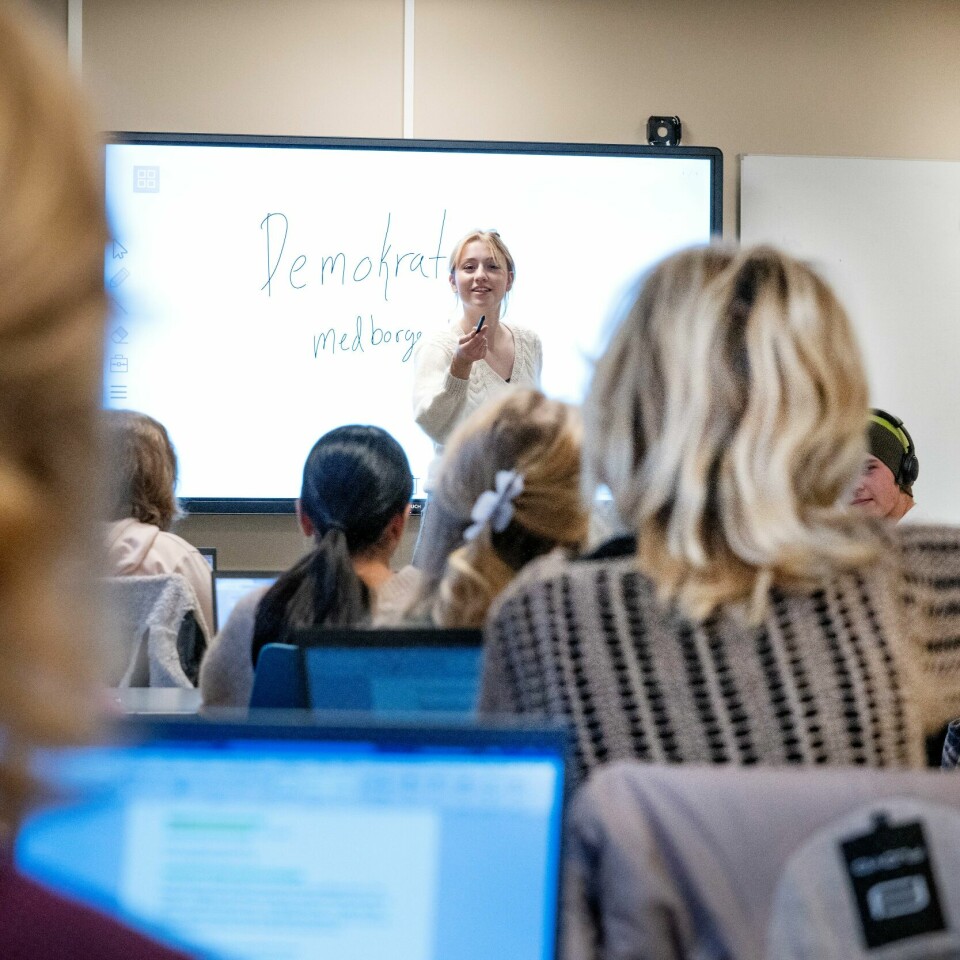 SKOLE: Mange lærere mener det er for mye bruk av digitale verktøy på skolen, og ønsker å lære seg mer. Spesialpedagogikk er det mest populære studietilbudet, og det har aldri vært flere søkere enn i år. Foto: Gorm Kallestad / NTB
