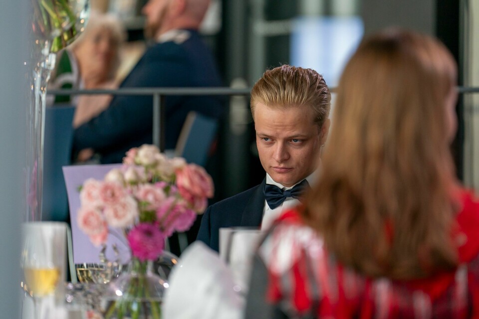 KONGEFAMILIEN: Kronprins Haakon bekrefter til pressen at Marius Borg Høiby har hatt diplomatpass. Bildet viser Marius Borg Høiby under regjeringens feiring av prinsesse Ingrid Alexandras myndighetsdag.