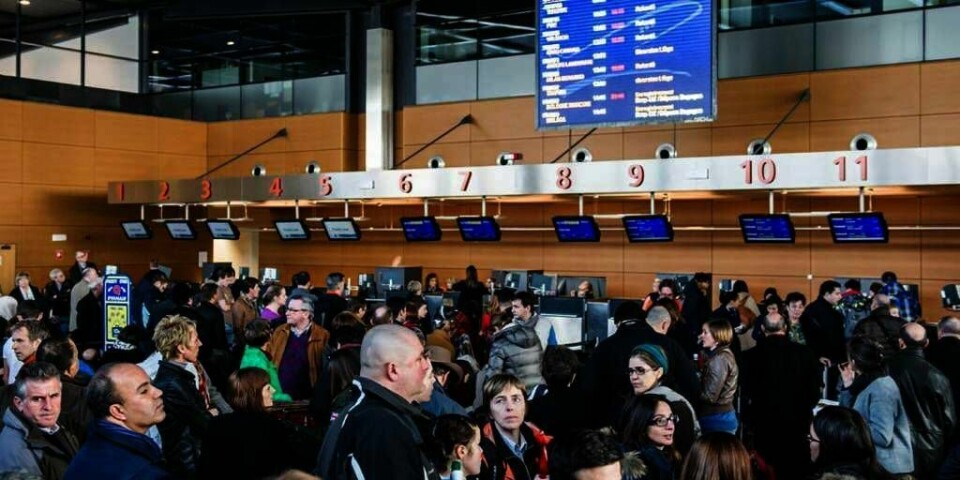 TATT:En 24 år gammel mann fra Syria ble pågrepet i Belgia. Mannen ville reise til Norge. Det skjedde på flyplassen Charleroi (bildet) i Brussel. Menneskene på bildet har ingen sammenheng med saken.