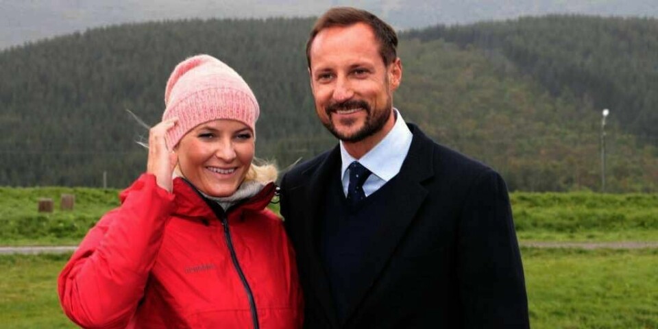 PENGER:Penger fra kronprinsparets (bildet) fond havnet i et tobakkselskap. Lederen for fondet beklager dette.