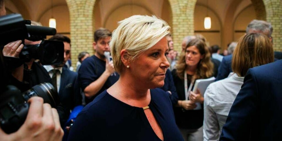 BORTE:Siv Jensen og Fremskrittspartiet fjernet nylig sitt gamle budsjett fra nettsidene sine. Der hadde de lovet store kutt i skatter og avgifter.