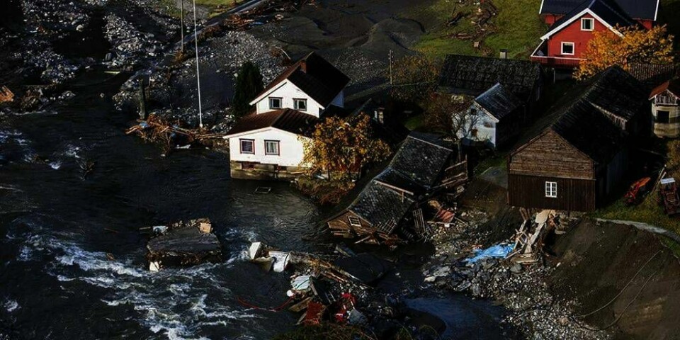 FLOM: Den voldsomme flommen i oktober kostet mange penger. Her fra Flåm.