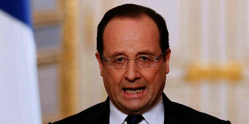 GAVE:  Frankrikes president François Hollande fikk en kamel i gave. Men den ble spist.