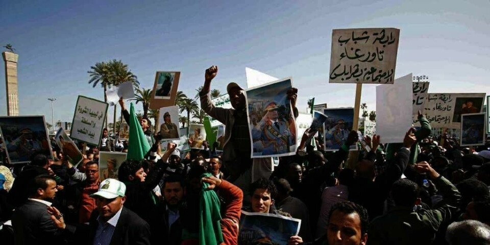 KREVER ENDRING: Demonstranter i Libya ønsker seg en ny regjering. Men mange demonstrerer også for å vise at de støtter landets leder Muammar Gaddafi.