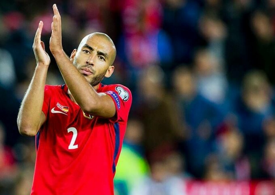 BEKLAGER: Norge tapte fotballkampen mot Aserbajdsjan lørdag. Spiller Haitam Aleesami beklager. Onsdag spiller Norge mot San Marino. De prøver å kvalifisere seg til verdens-mesterskapet i fotball i 2018.