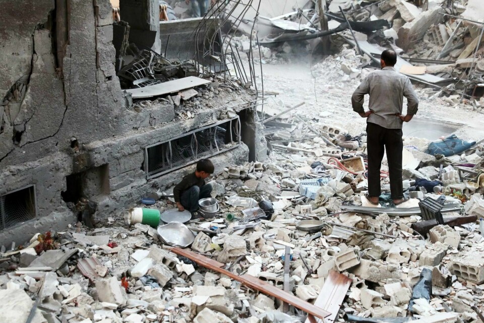 RUINER: Folk i Aleppo i Syria lever hver dag i frykt for nye bomber.