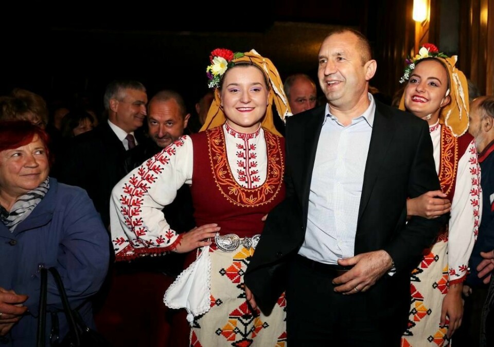 SMILER: Rumen Radev kan vinne valget i Bulgaria søndag.
