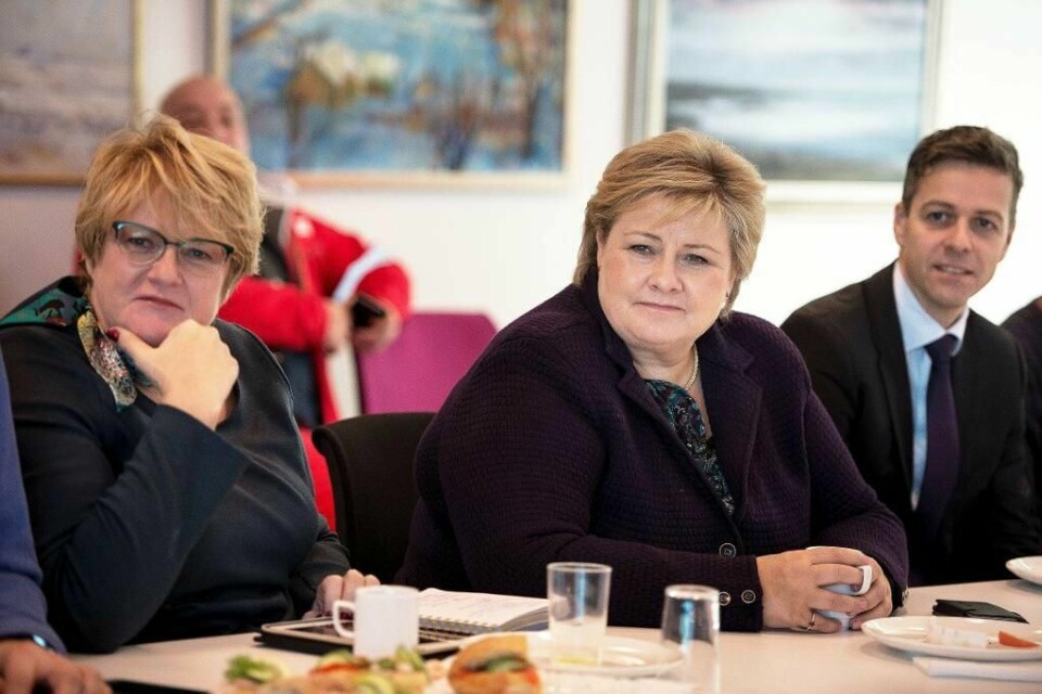MØTER: Torsdag møtes regjeringen, Venstre og Kristelig Folkeparti igjen. De skal snakke sammen mer om statsbudsjettet.