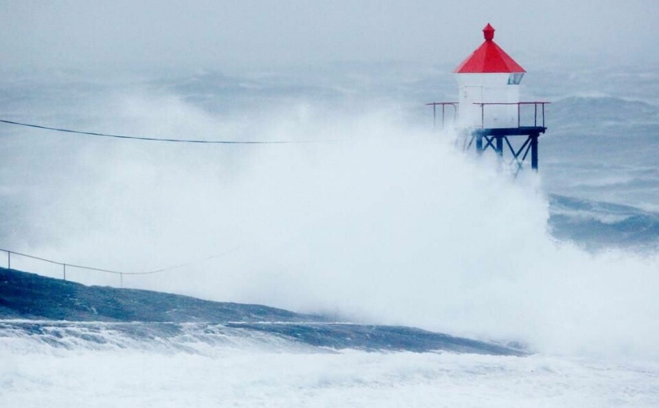 STORM: Det blir sterk vind på Vestlandet og flere andre steder. Bølgene kan bli opp til 20 meter. Her fra Haugesund i 2013.