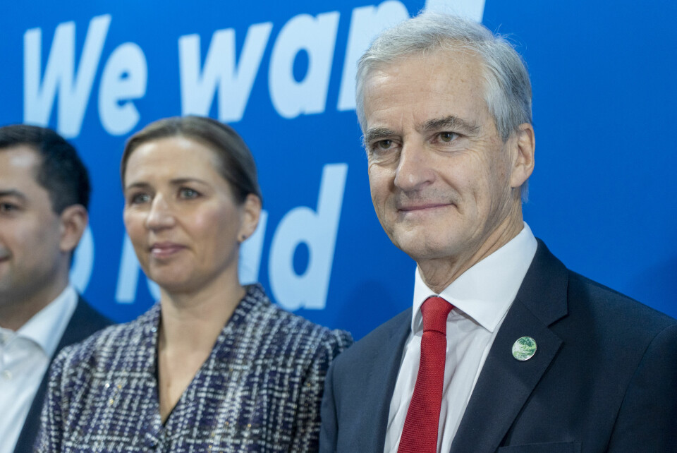 MØTE: Følg klimatoppmøte på våre sider. Like før klokken 14.00 skal Norges statsminister snakke foran verdens ledere. Privat sektor vil bidra til grønn omstilling, ifølge statsminister Jonas Gahr Støre. Sammen med Danmarks statsminister Mette Frederiksen presenterte han tirsdag nyheten om at nordiske pensjonsfond skal investere milliarder i klima innen 2030. Foto: Terje Pedersen / NTB