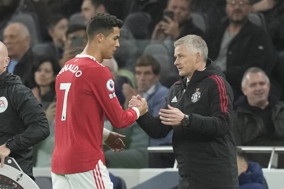 STJERNER: Manchester United har flere store stjerner på laget. Christiano Ronaldo er kanskje den største av dem. Ole Gunnar Solskjær hvilte Cristiano Ronaldo de siste 20 minuttene mot Tottenham. Portugiseren starter trolig på topp mot Atalanta. Foto: Frank Augstein / AP / NTB