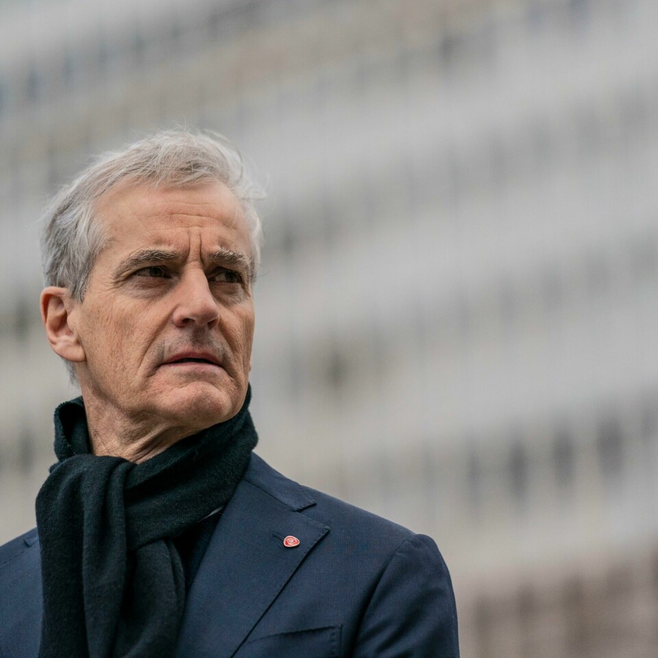 TILLIT: Jonas Gahr Støre hadde tillit til tidligere stortings-president Eva Kristin Hansen. Men han mener likevel at hun gjorde det rette valget ved å slutte. Statsminister Jonas Gahr Støre (Ap) ber om hjelp frå bedriftene til å få fleire vaksinerte i Noreg. Foto: Stian Lysberg Solum / NTB / NPK