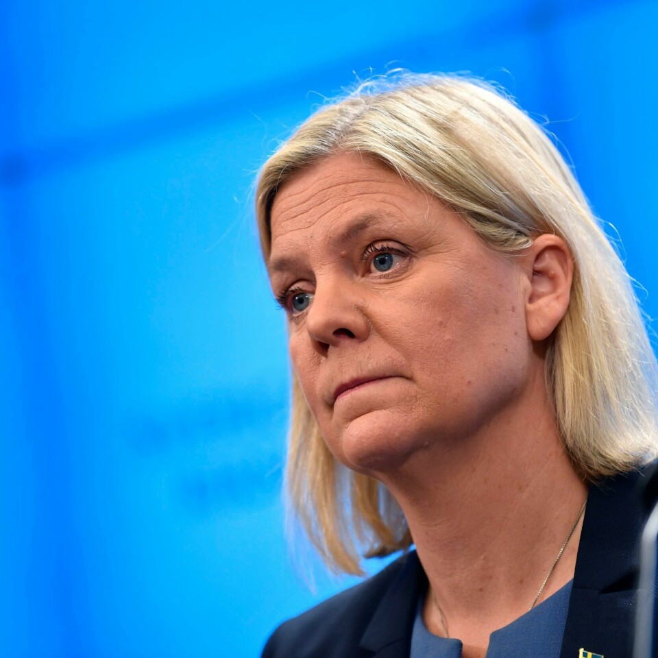 TREKKER SEG: Samme dag om Magdalena Andersson ble godkjent som statsminister i Sverige trakk hun seg fra jobben. Nå må en ny avstemming til for at landet skal få ny statsminister. Magdalena Andersson gikk onsdag av som svensk statsminister, bare timer etter at Riksdagen hadde utnevnt henne. Foto: Pontus Lundahl /TT / NTB