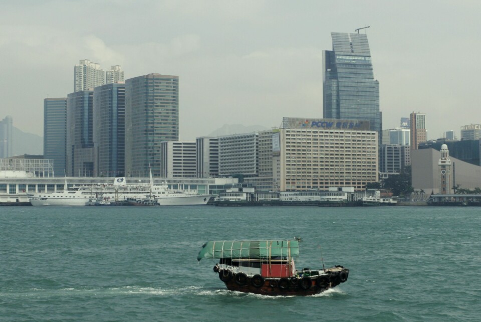 HONGKONG: En studie fra Hongkong tyder på at omikron smitter mer, men er mindre farlig. Norge har en frihandelsavtale med Hongkong gjennom Efta. Her forplikter partene seg til «menneskerettigheter, rettsstaten, demokrati og grunnleggende politiske friheter.» Foto: Paul Kleiven / NTB