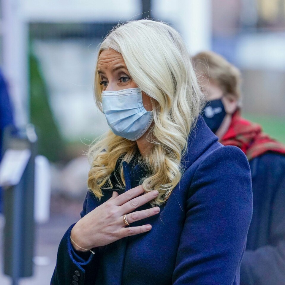 KRONPRINSESSE: Mette-Mari Kronprinsesse Mette-Marit besøker vaksinesenteret i Hausmanns gate I Oslo.Foto: Lise Åserud / NTB