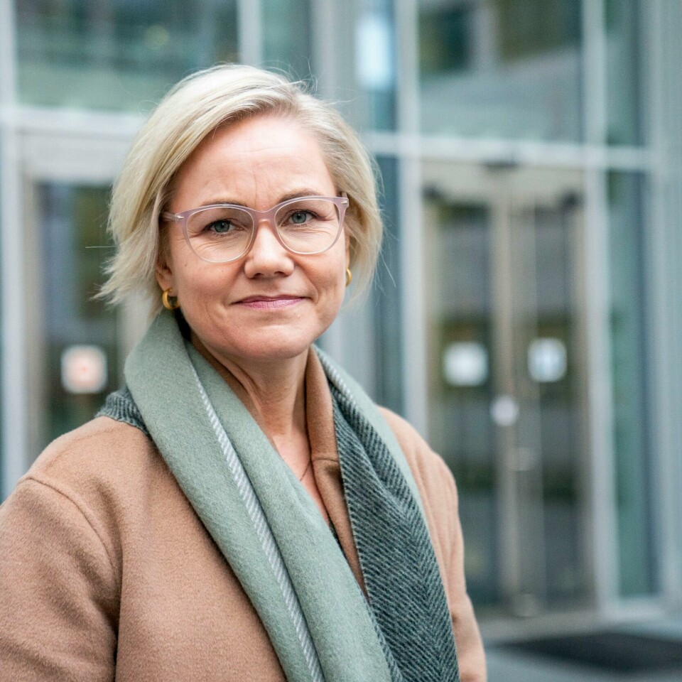 HELSEMINISTER: Ingvil Kjerkol er uenig med både Folkehelse-instituttet og Helsedirektoratet. Helseminister Ingvild Kjerkol (Ap) kan ikkje love lønnsauke for sjukepleiarar. Foto: Torstein Bøe / NTB / NPK