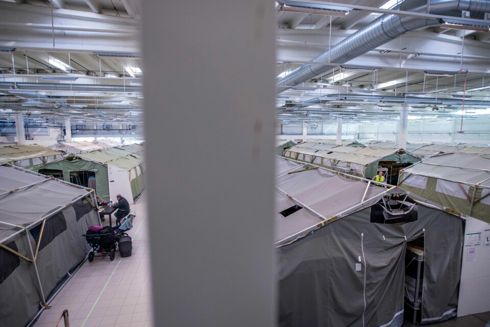 FLYKTNINGER: Mange flyktninger registrerer seg her på mottakssenteret i Råde. Bildet er fra 2022. Bildet viser Nasjonalt mottakssenter i Råde. Foto: Javad Parsa / NTB