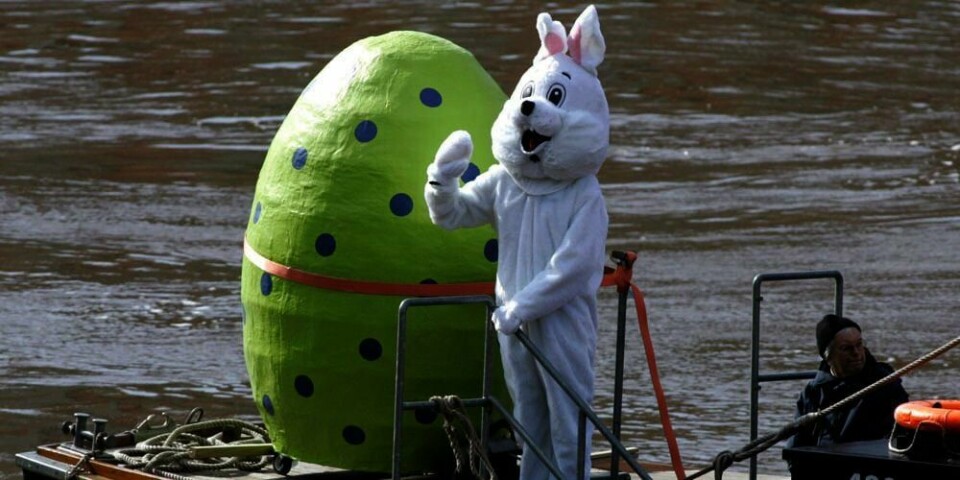 HISTORIER: Det finnes flere historier om hvorfor det kommer en hare med egg med godteri til barna i påsken.