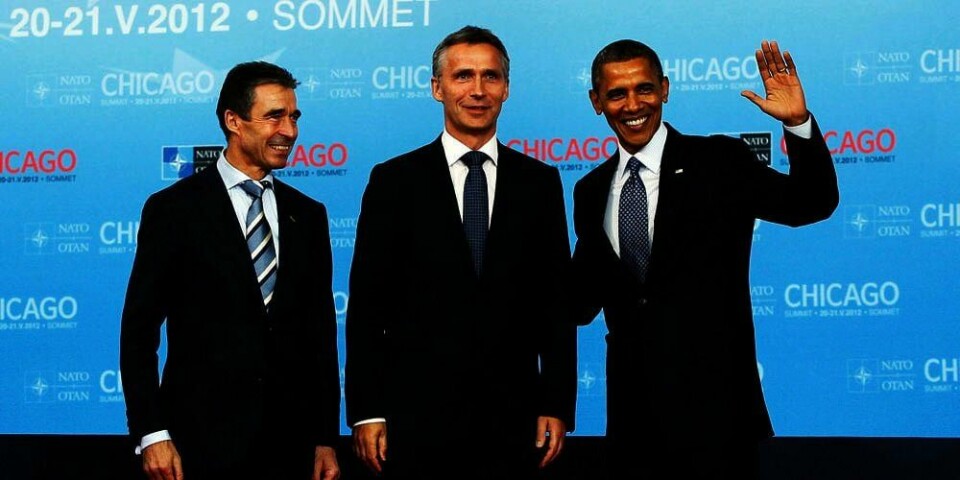 Jens Stoltenberg ( i midten) blir ny sjef i forsvars-samarbeidet NATO. Det ble klart fredag. Her er han sammen med nåværende NATO-generalsekretær Anders Fogh Rasmussen og USAs president Barack Obama på et møte i 2012.