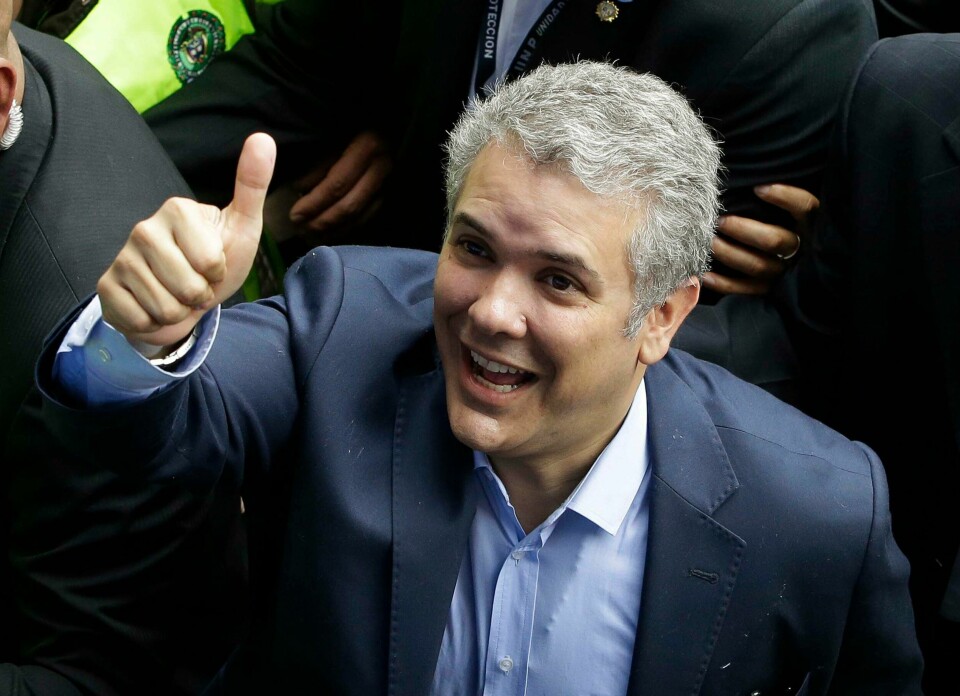 FORNØYD: Ivan Duque vant første runde av valget i Colombia. Men han må gjennom en ny runde mot kandidat nummer to.