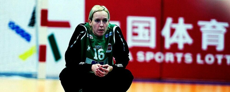 SKUFFET:Målvakt Katrine Lunde Haraldsen og og resten av landslaget i håndball er ute av EM. De tapte mot Russland. Nå skal de spille i bronsefinalen.