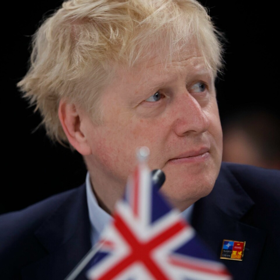 Fremtiden som statsleder i Storbritannia ser mørk ut for Boris Johnson, mener britiske medier. Foto: Jonathan Ernst / Pool Photo via AP / NTB Storbritannias statsminister Boris Johnson har fått tittelen æresborger av Odesa. Foto: Jonathan Ernst / AP / NTB