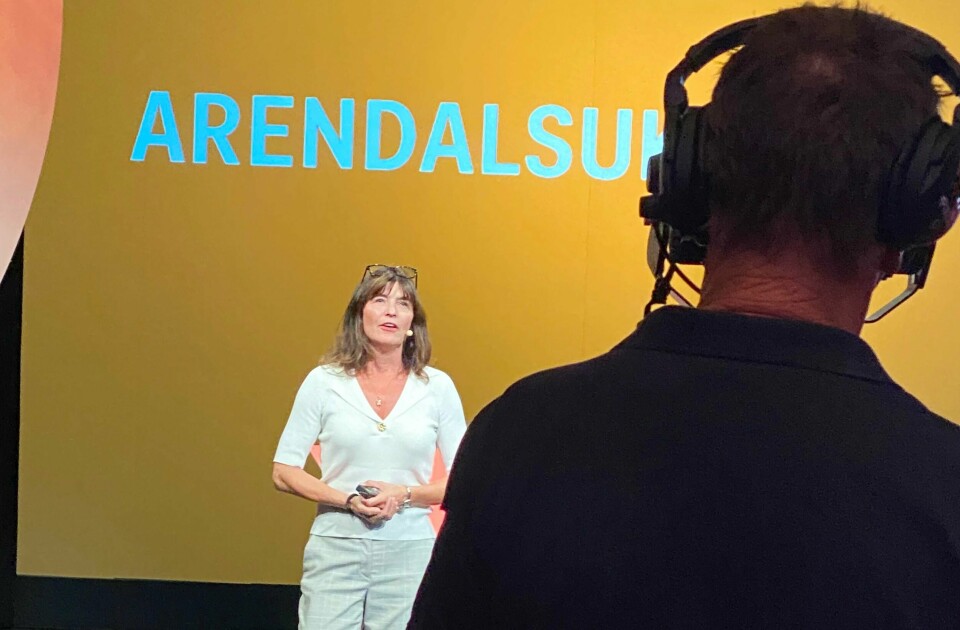 RAPPORT: Mandag kom det en ny rapport om ytringsfrihet i Norge. Den ble presentert på Arendalsuka. KJersti Løken Stavrum (bildet) leder Ytringsfrihets-kommisjonen. De har laget rapporten. Bildet viser Kjersti Løken Stavrum. Hun leder Ytringsfrihets-kommisjonen. De leverte sin rapport på Arendalsuka.