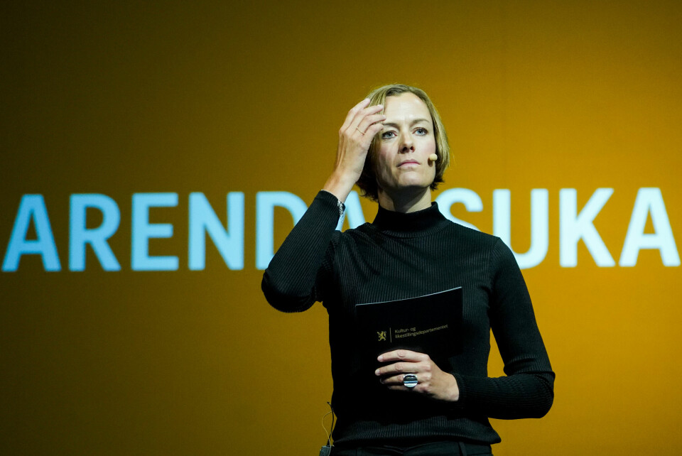 VIKTIG: Anette Trettebergstuen er kultur- og likestillingsminister. Hun skal jobbe videre med rapporten om ytringsfrihet for regjeringen. Foto: Ole Berg-Rusten / NTB Kulturminister Anette Trettebergstuen (Ap) på pressekonferansen der Ytringsfrihetskommisjonen la fram sin rapport under Arendalsuka 2022. Foto: Ole Berg-Rusten / NTB