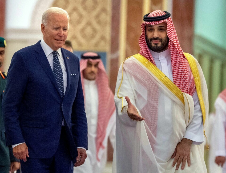 BESØK: USAs president Joe Biden med Mohammed bin Salman. Han er kronprins av Saudi-Arabia og landets forsvarsminister. Biden besøkte nylig Saudi-Arabia. Bildet viser USAs president Joe Biden med Mohammed bin Salman. Han er kronprins av Saudi-Arabia og landets forsvarsminister. Biden besøkte nylig Saudi-Arabia.