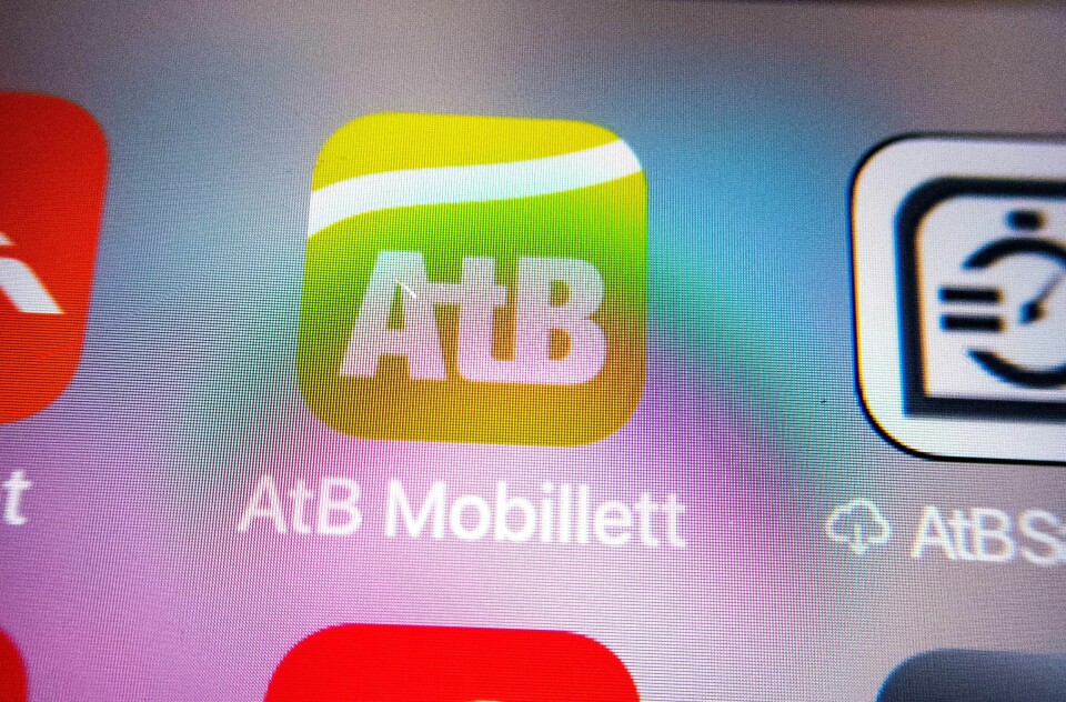 TRANSPORT: I Trondheim jobbes det for å få på plass en tidsbegrenset kollektivløsning for nyankomne flyktninger. Bildet viser AtB-appen på mobil. I Trondheim jobbes det for å få på plass en tidsbegrenset kollektivløsning for nyankomne flyktninger.