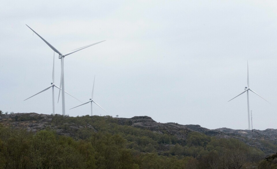 VINDKRAFT: Nordmenn er blitt mer positive til å bygge vindkraft på land det siste året, viser tall fra Cicero. Nordmenn er blitt mer positive til utbygging av vindkraft på land det siste året, viser tall fra Cicero. Illustrasjonsfoto: Terje Pedersen / NTB