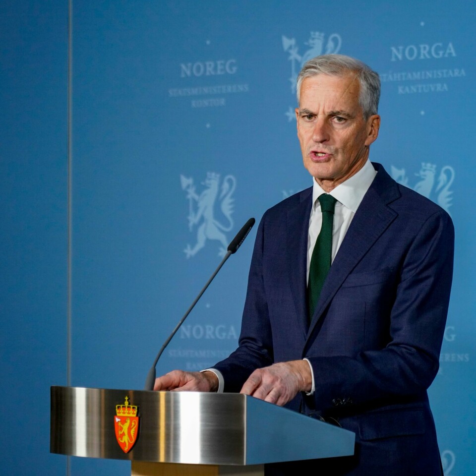 ALVORLIG: Statsminister Jonas Gahr Støre under presse-konferansen. Han snakket om gasslekkasjen i kablene Østersjøen.Foto: Terje Bendiksby / NTB Bildet viser statsminister Jonas Gahr Støre. Han snakket under pressekonferansen på Statsministerens kontor. Foto: Terje Bendiksby / NTB