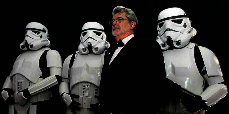 SOLGT: Regissør George Lucas har solgt rettighetene til Star Wars-filmene til selskapet Disney. Nå lover Disney at det kommer en ny Star Wars-film om tre år.