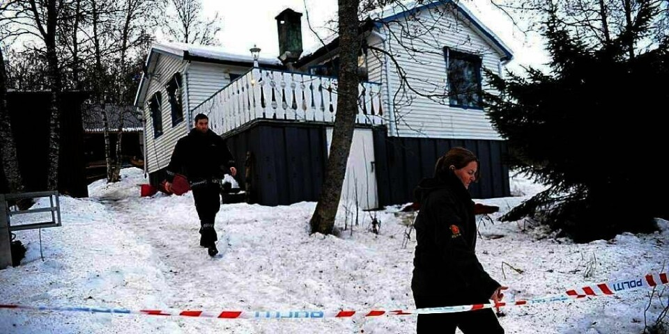 TRUET: Bildet viser huset hvor Per Vålnes bodde i Balsfjord i Troms. Én av de siktede for drapet, skal ha truet en annen mann. Han skal ha sagt at han ville gjøre med ham som han gjorde med Vålnes.