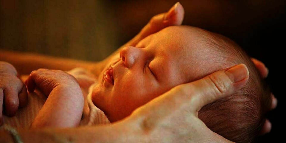 SURROGAT-BARN: Stadig flere par leier en indisk kvinne til å gå gravid og føde barnet for seg. Hitiil i år har 27 barn født av en surrogat-mor i India, fått norsk pass.