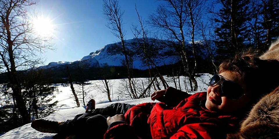 HELSE:  Sola er ikke bare farlig for helsa. Vi trenger også det viktige D-vitaminet den gir oss. Men pass på så du ikke blir solbrent, advarer Kreftforeningen.