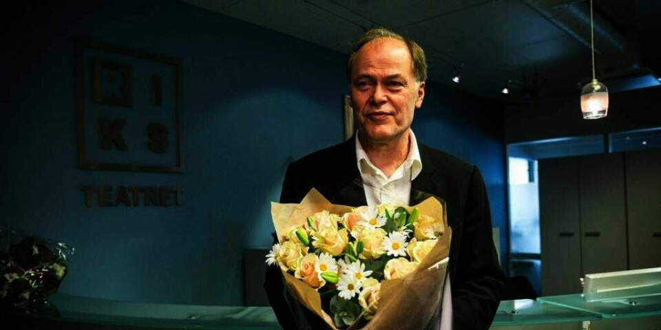 SOM Å KOMME HJEM: Tom Remlov er ny sjef for Riksteateret. Han sier det er som å komme hjem. Her taler han under presentasjonen av ny sjef fredag formiddag.