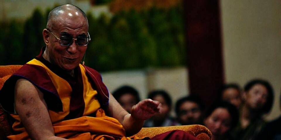 ADVARES: Kinesiske studenter bør ikke delta under Dalai Lamas besøk i Norge. Det sier flere eksperter på Kina.
