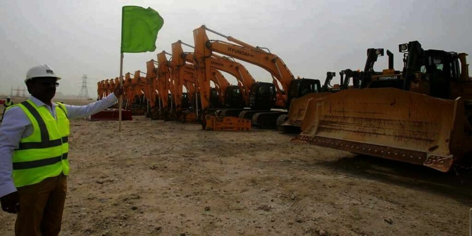 VARMT:Qatar anklages igjen for å ha betalt ulovlig får å få verdens-mesterskapet i fotball i 2022. Her bygges en av stadionene til mesterskapet.