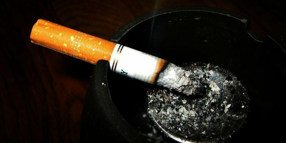 Røykeloven fyller ti år. Nordmenn er positive til loven.