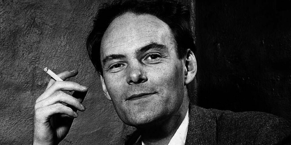 HEDRES:  I år ville forfatteren Agnar Mykle fylt 100 år. Boka hans «Sangen om den røde rubin» ble forbudt da den kom ut. Årsaken var at den beskrev erotikk.