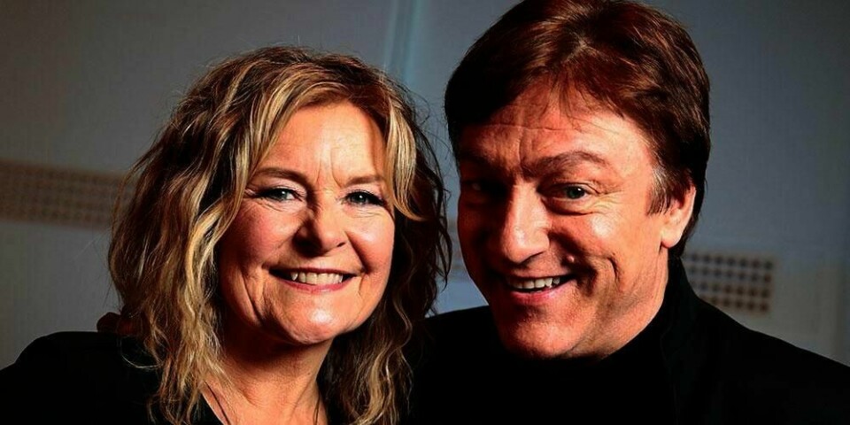 VETERANER: Tor Endresen og Elisabeth Andreassen har vært med i Melodi Grand Prix mange ganger før. Det er første gangen de synger sammen.