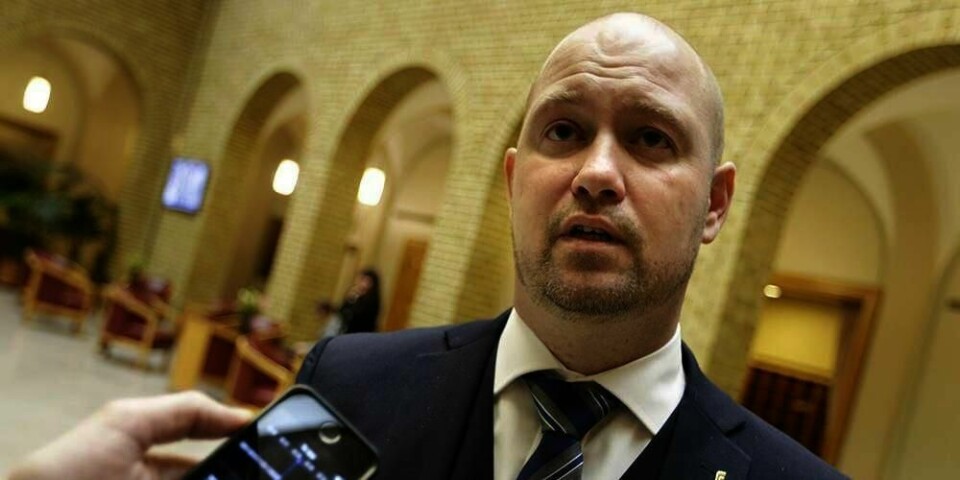 SVARER: Justisminister Anders Anundsen skal svare i Stortinget om asylbarn.