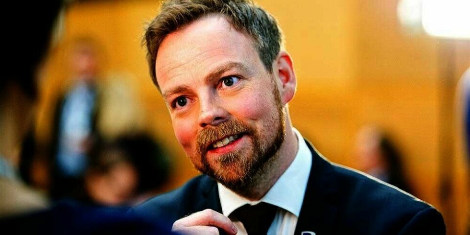 FÆRRE: Det skal bli færre og større skoler for høyere utdanning i Norge. Kunnskapsminister Torbjørn Røe Isaksen la fram en ny plan onsdag.